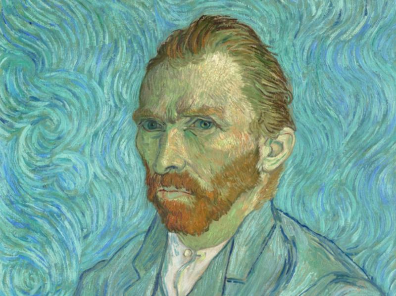 Intérieur du musée d’Orsay avec des œuvres post impressionnisme et visiteurs